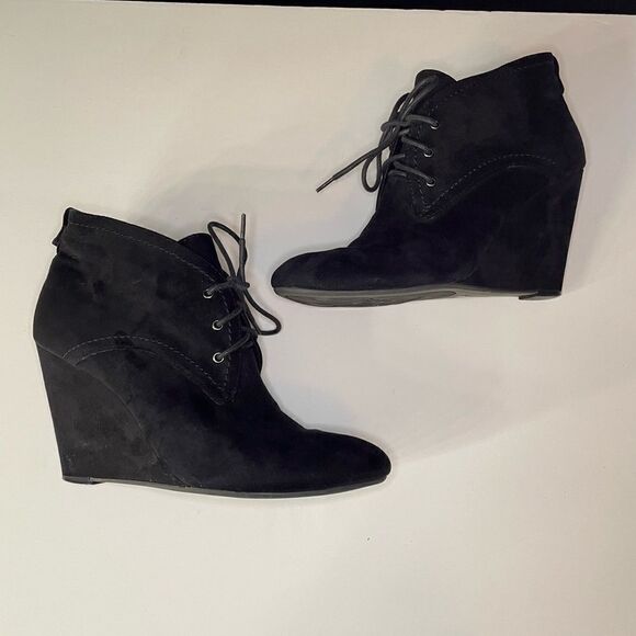 Black Wedge Lace Up Booties size 7 - Picture 3 of 10